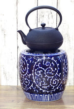 画像をギャラリービューアに読み込む, 新品 手あぶり火鉢(深底)セット 藍底蛸