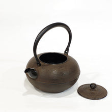 画像をギャラリービューアに読み込む, 南部 鉄瓶 丸 糸目 1.5L