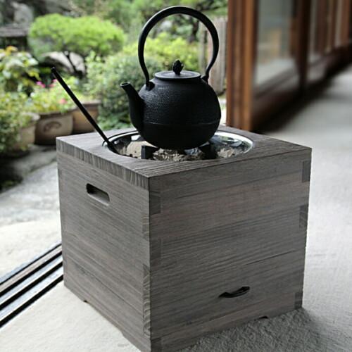 箱の桐火鉢（新品）